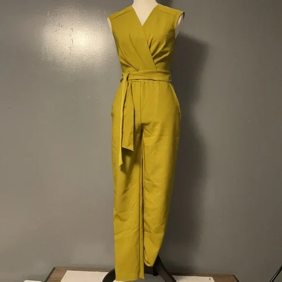 Jumpsuit - Picture 3 of 7